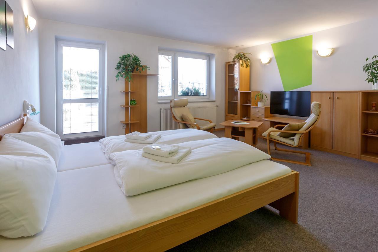 Pension Kraus Литомишль Экстерьер фото